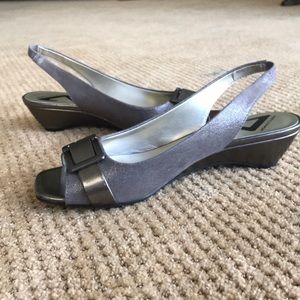 Anne Klein kitten heels
